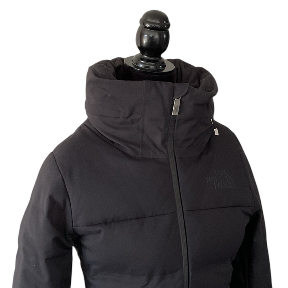 The North Face Women's Army 700 Fill Power Down Jacket Black, size S - Picture 4 of 16